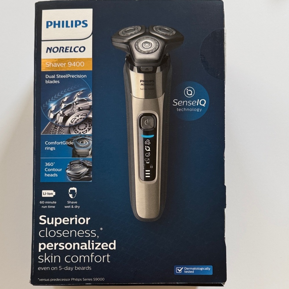 Philips Norelco Shaver 9400 - Black and Silver
